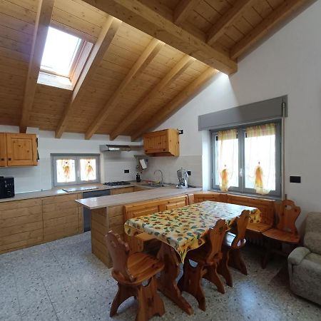 Ferienwohnung Casa Le Fornaci Ispra Exterior foto