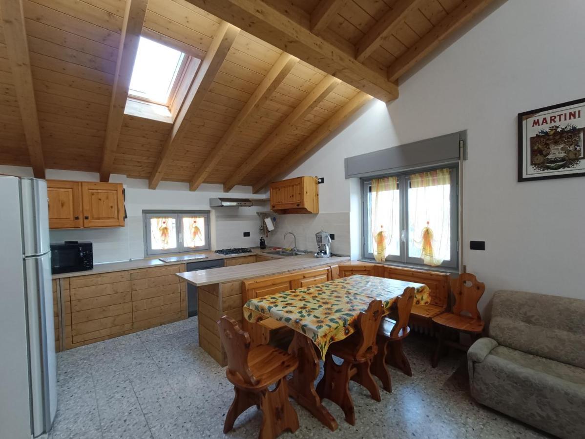 Ferienwohnung Casa Le Fornaci Ispra Exterior foto