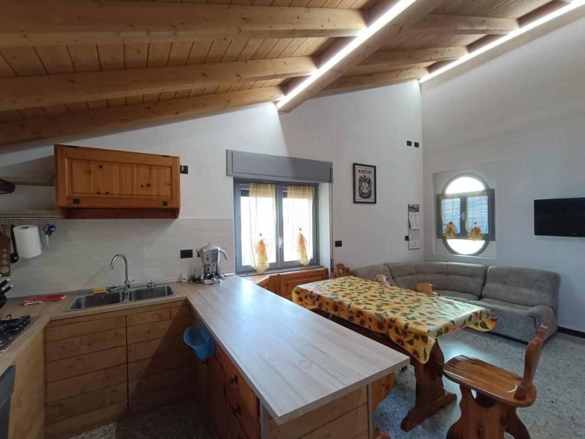 Ferienwohnung Casa Le Fornaci Ispra Exterior foto